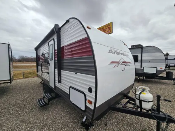 Used 2024 Primetime Avenger 17BHS-$28,479