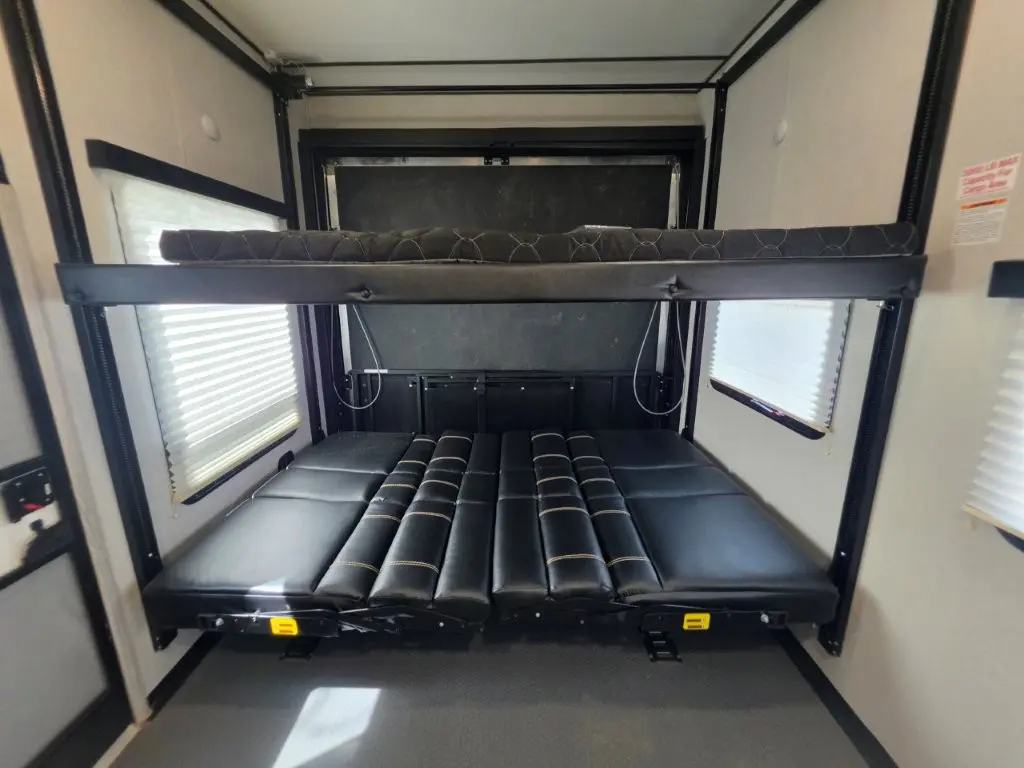 Used 2021 Fuzion Impact 367 - $55,000 - Image 30